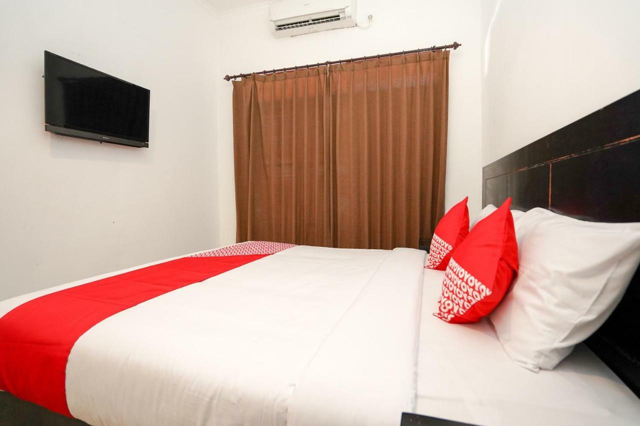 Oyo 969 Penginapan Darma I Surabaya Exterior foto